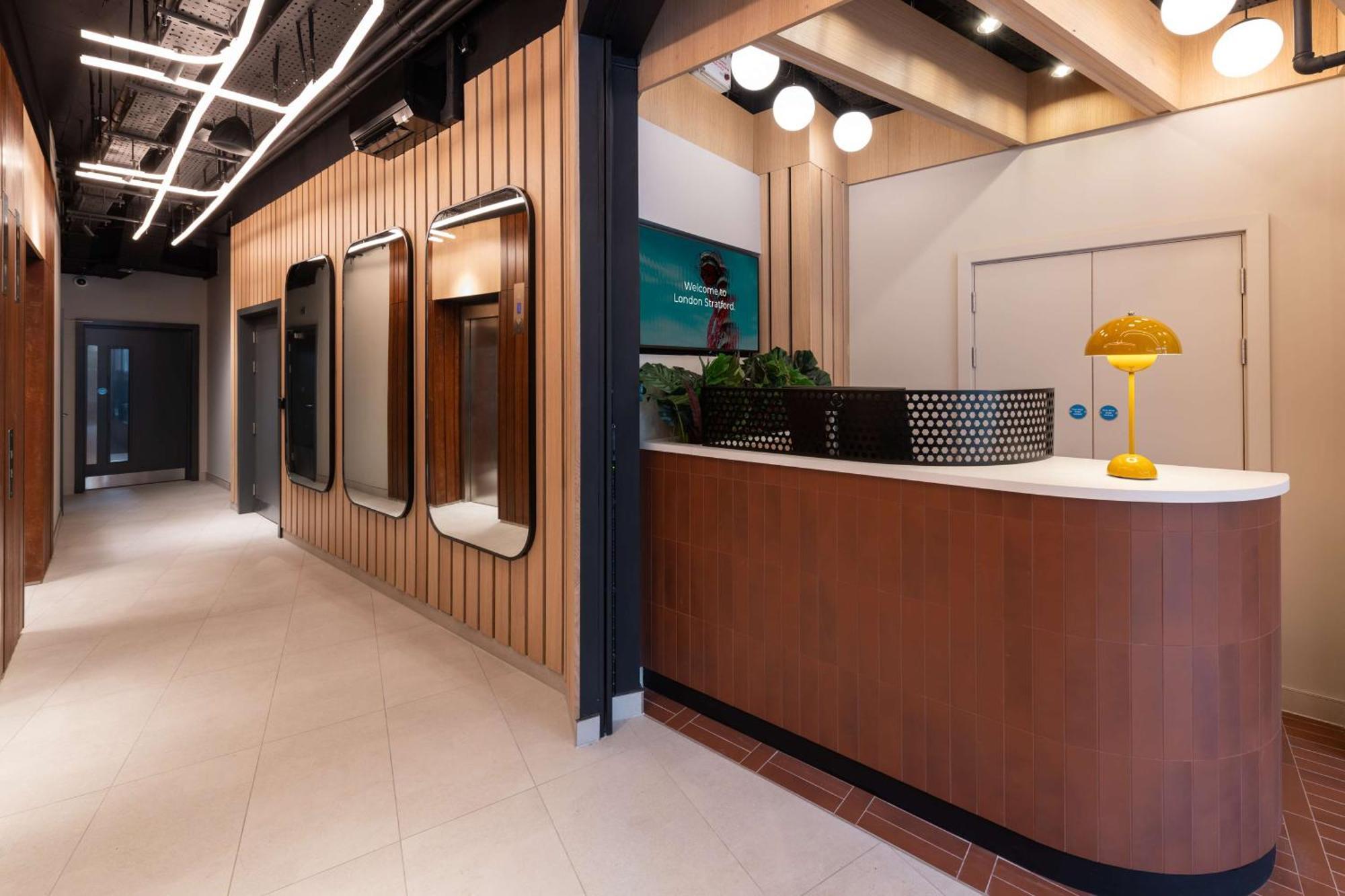 Yotelpad London Stratford Екстер'єр фото