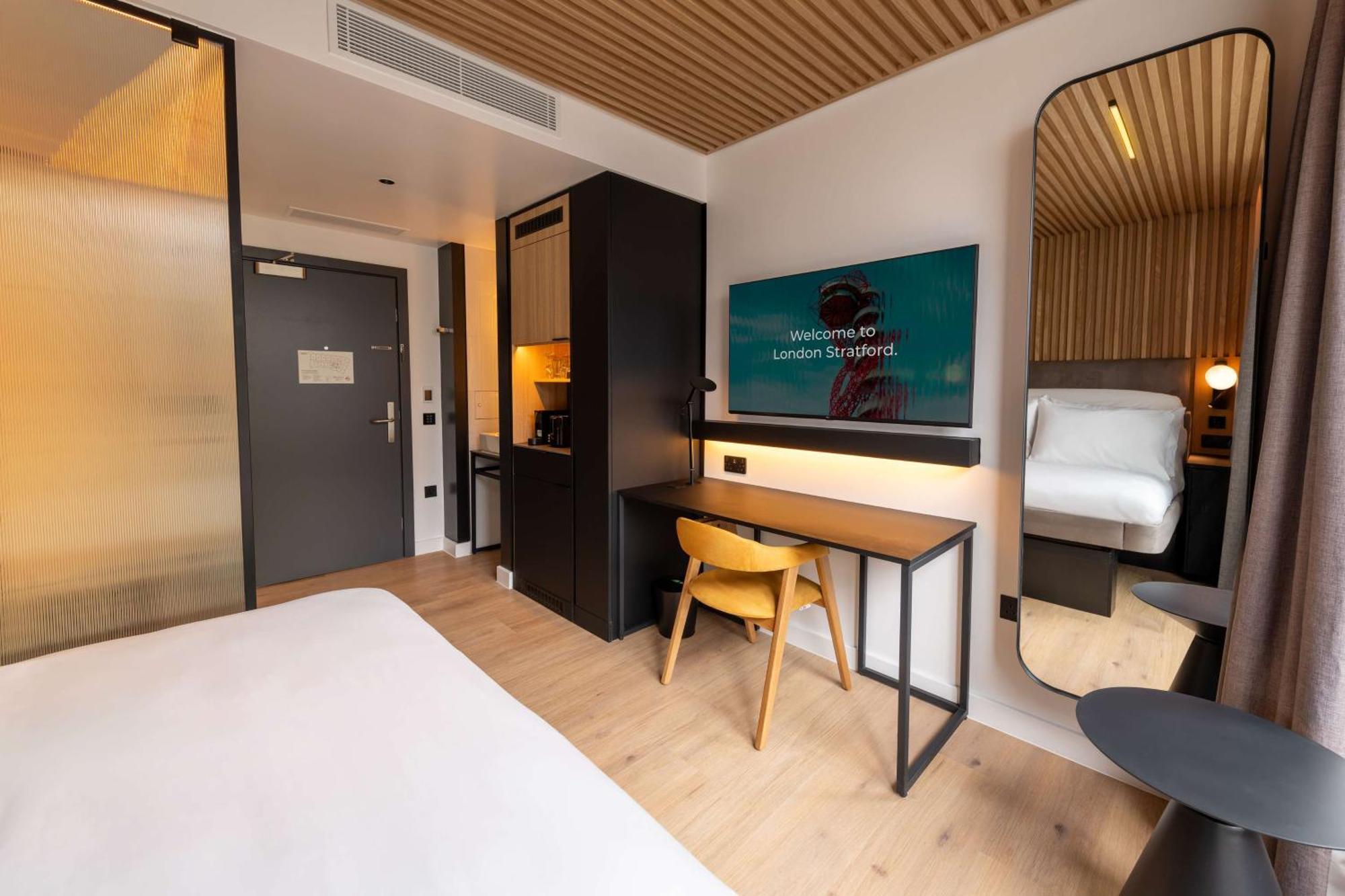Yotelpad London Stratford Екстер'єр фото